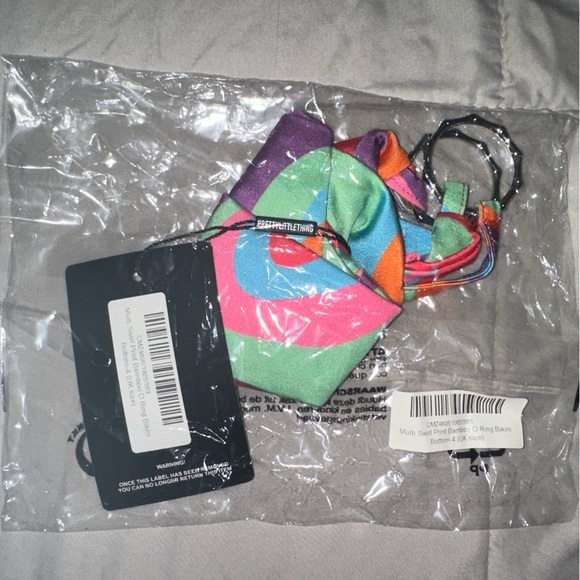 PrettyLittleThing Multi Swirl Print Bamboo O Ring Bikini - Picture 2 of 3